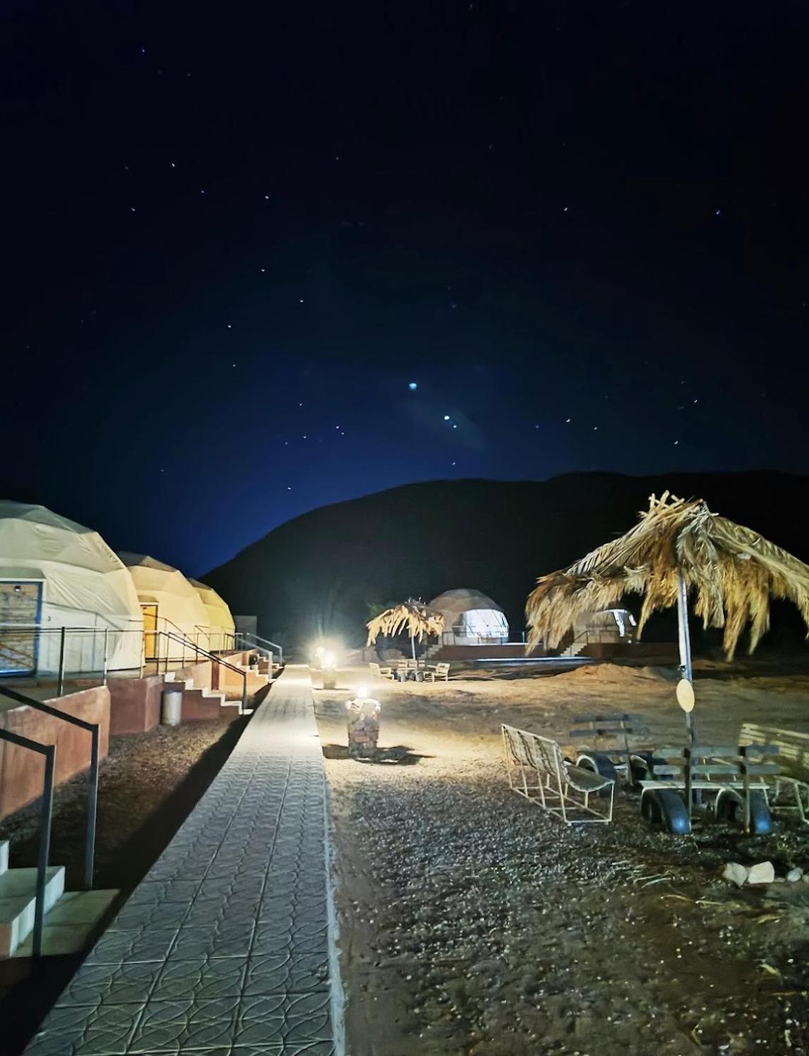 Adel Rum Camp Bubbles Rum vádi Kültér fotó